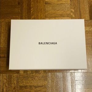 BALENCIAGA shoes box